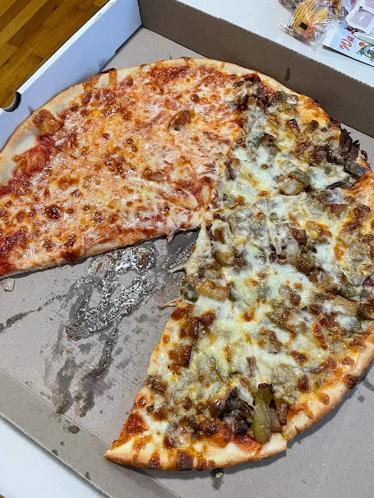 Anthony Francos Pizza Lincoln Park Picture 3