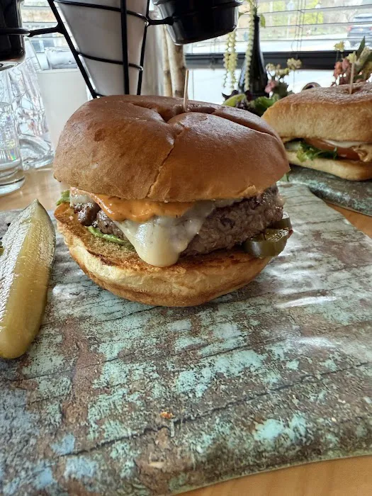 Seven Lakes Station Picture 5