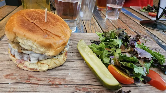 Seven Lakes Station Picture 2