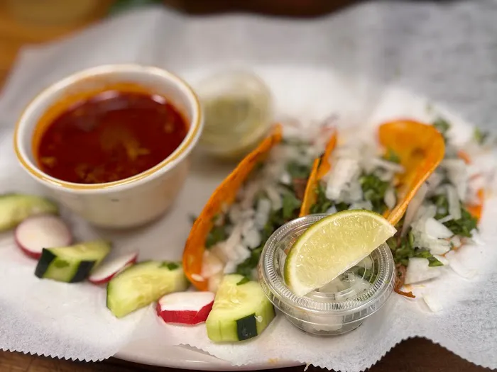 Two Friends Restaurant Bar and Deli Picture 8