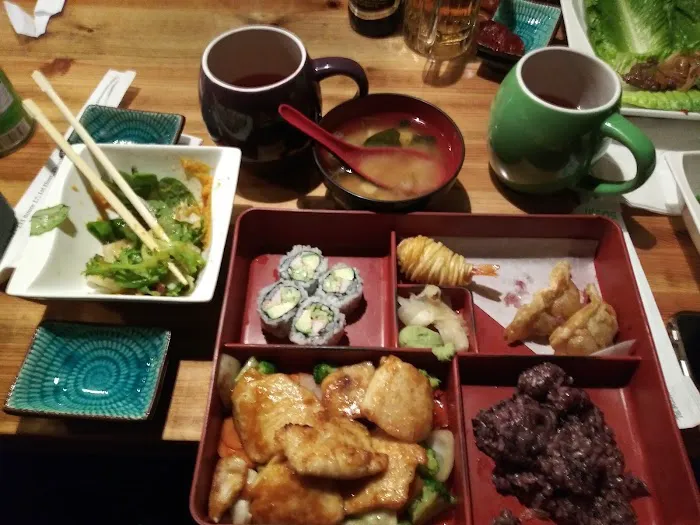 Tuxedo Sushi Picture 10