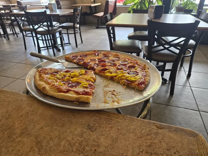 Valentino's Pizzeria & Restaurant Picture 5