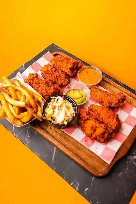 Zalim Hot Chicken & Burgers Picture 3