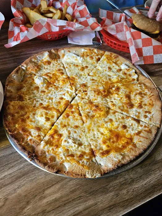 The Landmark Picture 7