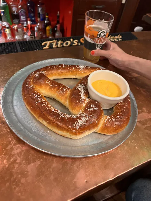 The Landmark Picture 6