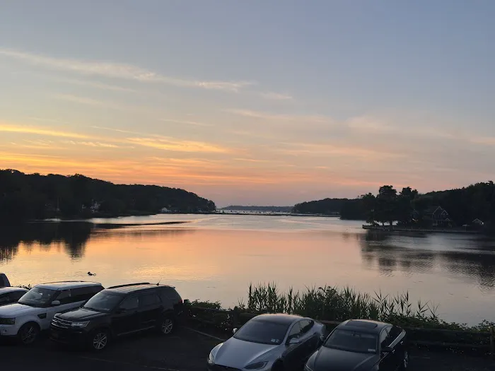 Mill Pond Steak & Seafood Picture 4