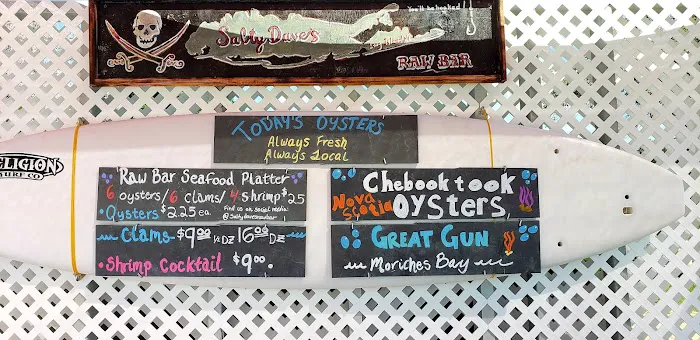 Salty Dave's Raw Bar Picture 1