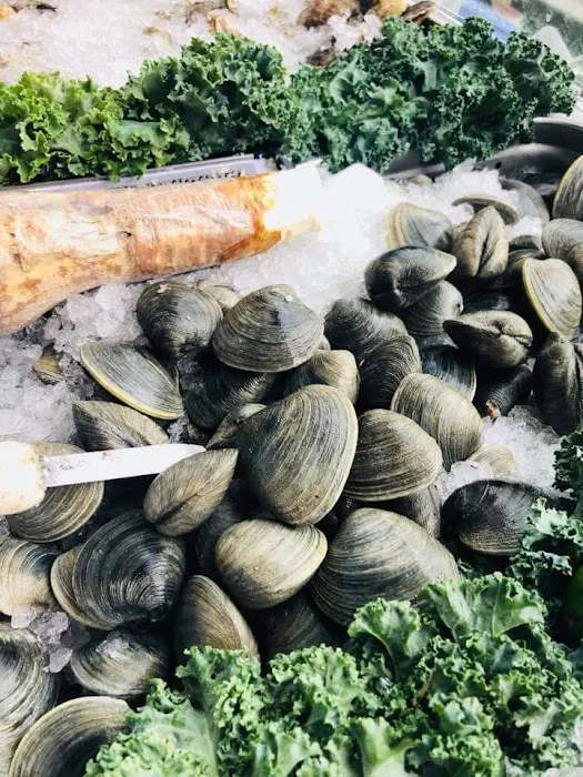 Salty Dave's Raw Bar Picture 9