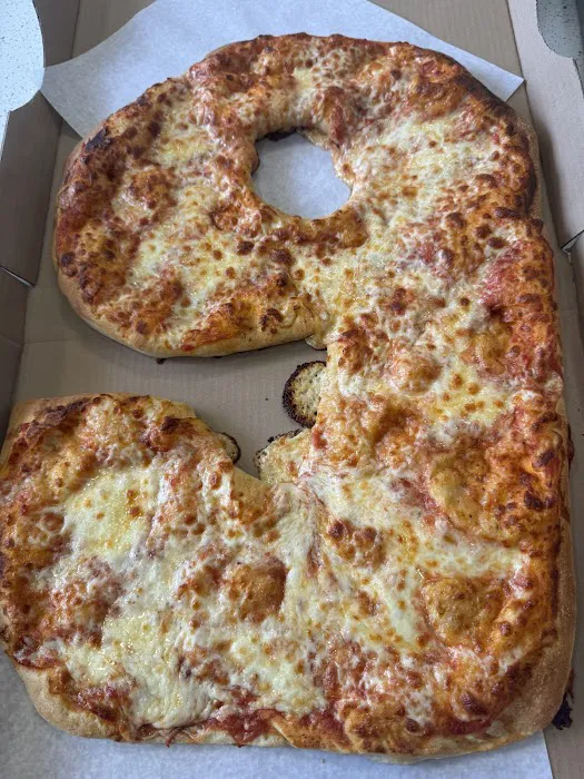 Vitos Pizzeria & Restaurant Picture 2