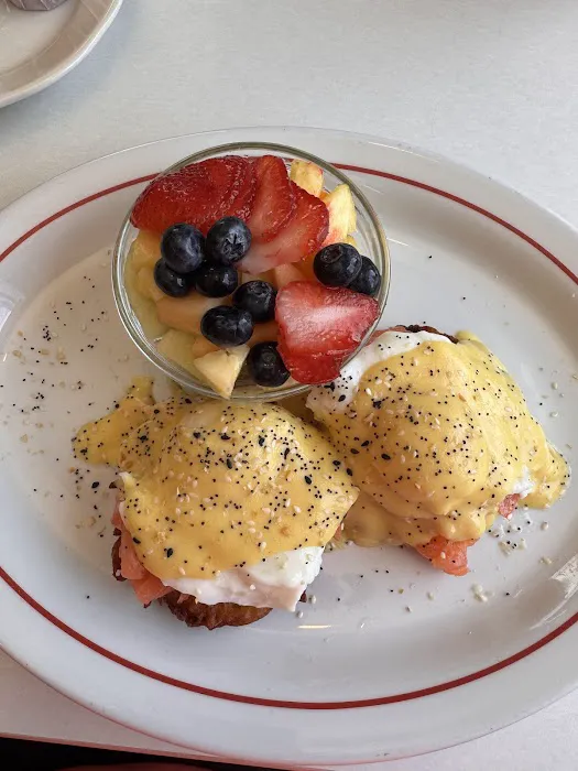 Sherwood Diner Picture 3