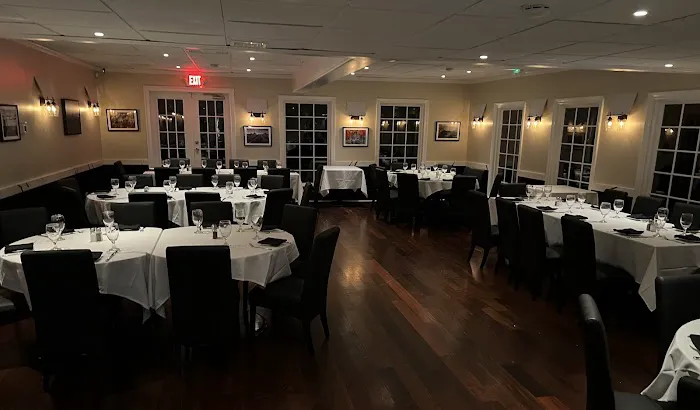 Lenny's Seafood & Steakhouse Picture 4