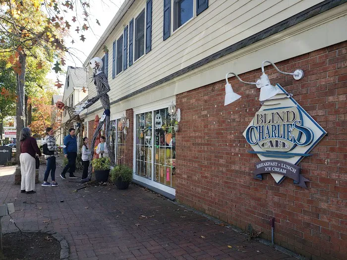 Blind Charlie's Cafe Picture 10