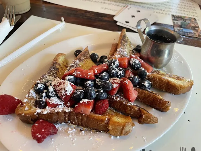 The Kitchen Table Picture 4