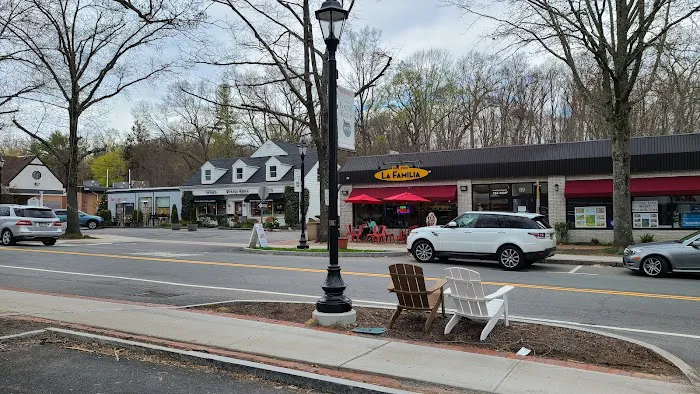 La Familia Pizza & Pasta of Pound Ridge Picture 1