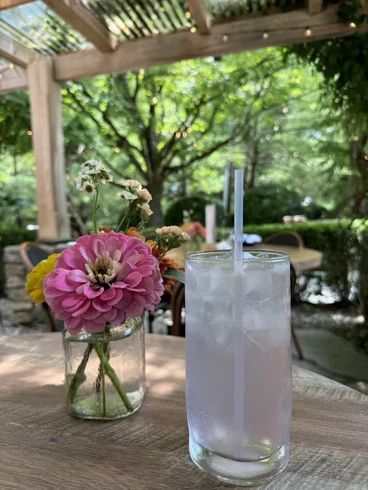 Bedford Post Barn Picture 2