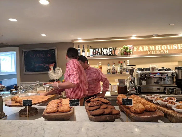 The Farmhouse Picture 1