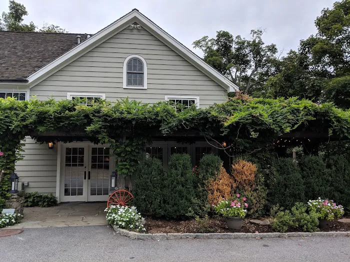 The Farmhouse Picture 8