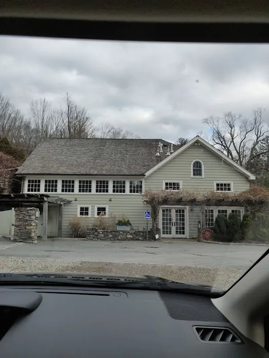 The Farmhouse Picture 5