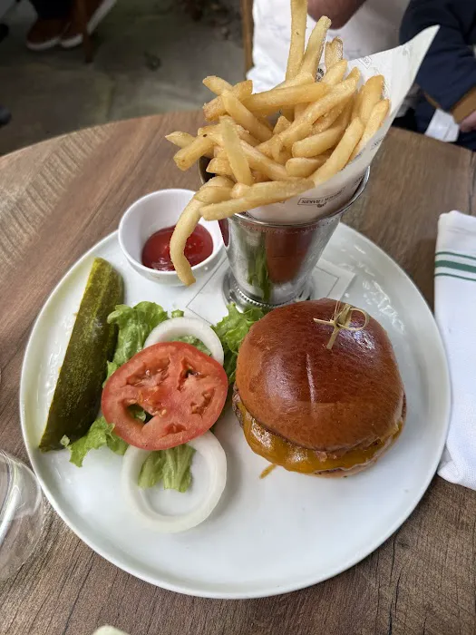 Bedford Post Tavern Picture 9