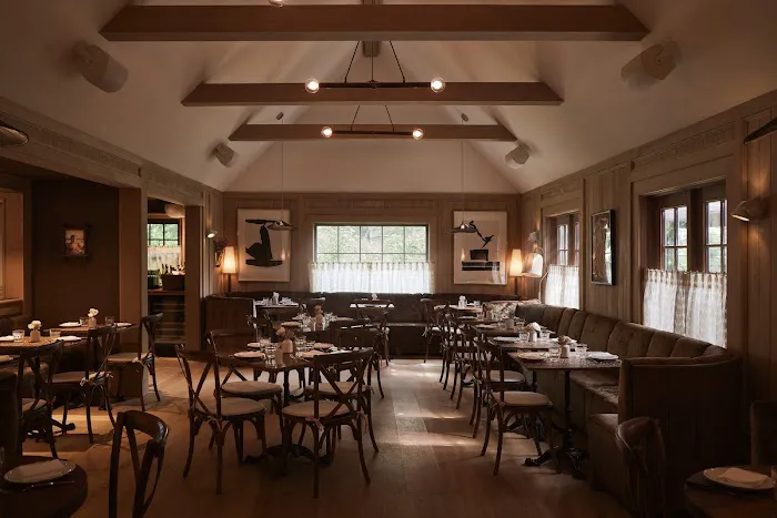 Bedford Post Tavern Picture 2