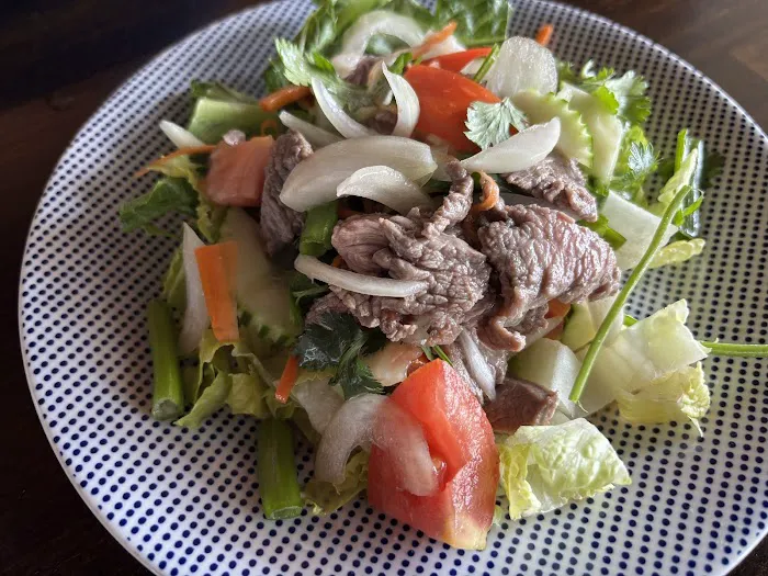 Mana Thai Cuisine Picture 2