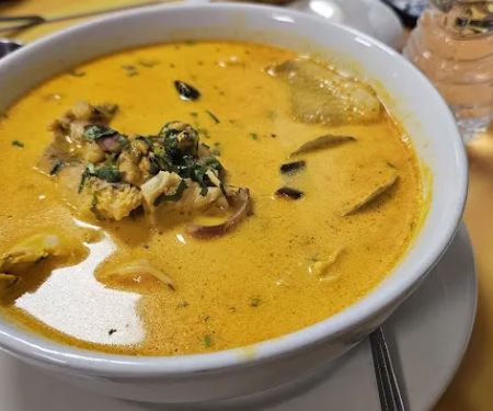 El Idolo Restaurant - Ecuadorian Food