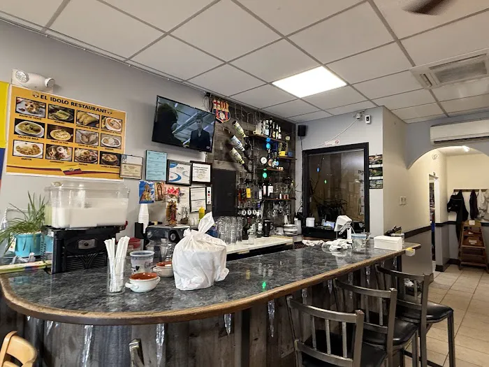 El Idolo Restaurant - Ecuadorian Food Picture 2