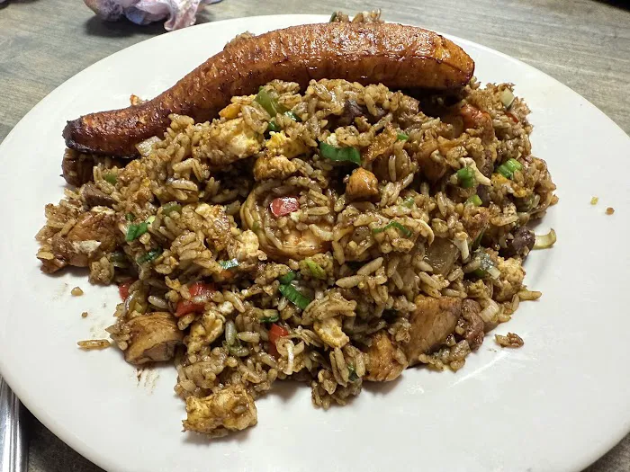 El Idolo Restaurant - Ecuadorian Food Picture 9