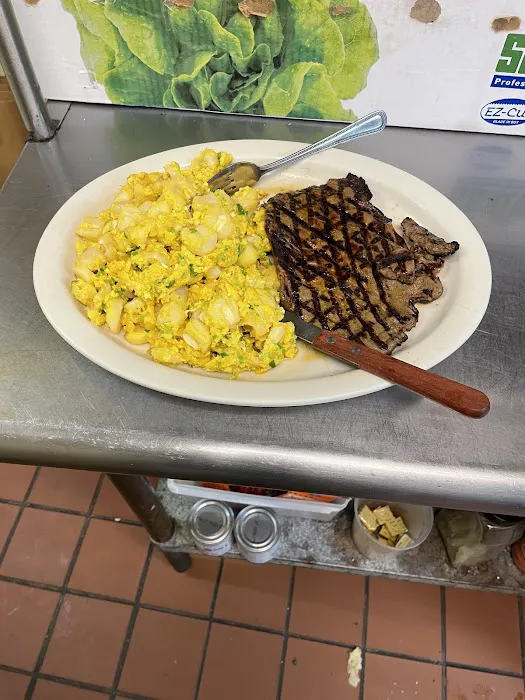 El Idolo Restaurant - Ecuadorian Food Picture 10