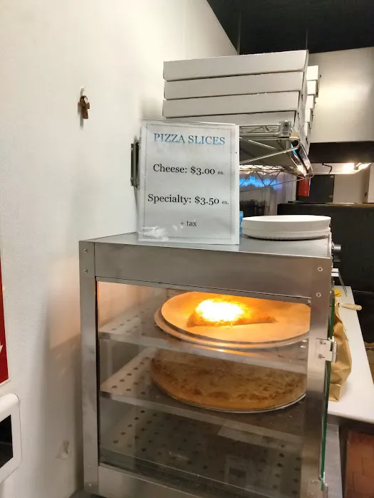 Elvira's Pizza Picture 3