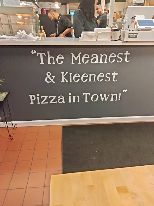 Elvira's Pizza Picture 7