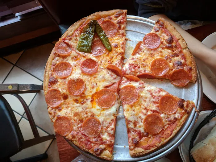 Luigi's Restaurant Picture 9