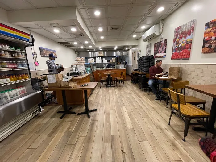 Layla's Falafel Picture 6