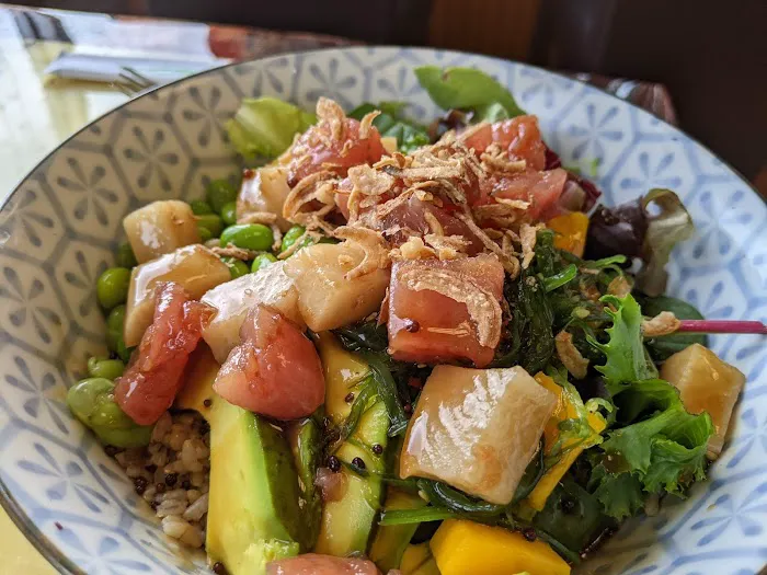 Open Rice poke bowl Picture 1