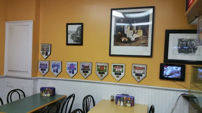 Village Pizza & Pasta Picture 8