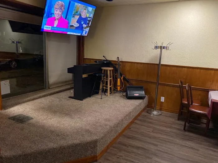 Brick Oven pizza Now Nino's Place (New Owners) Picture 7