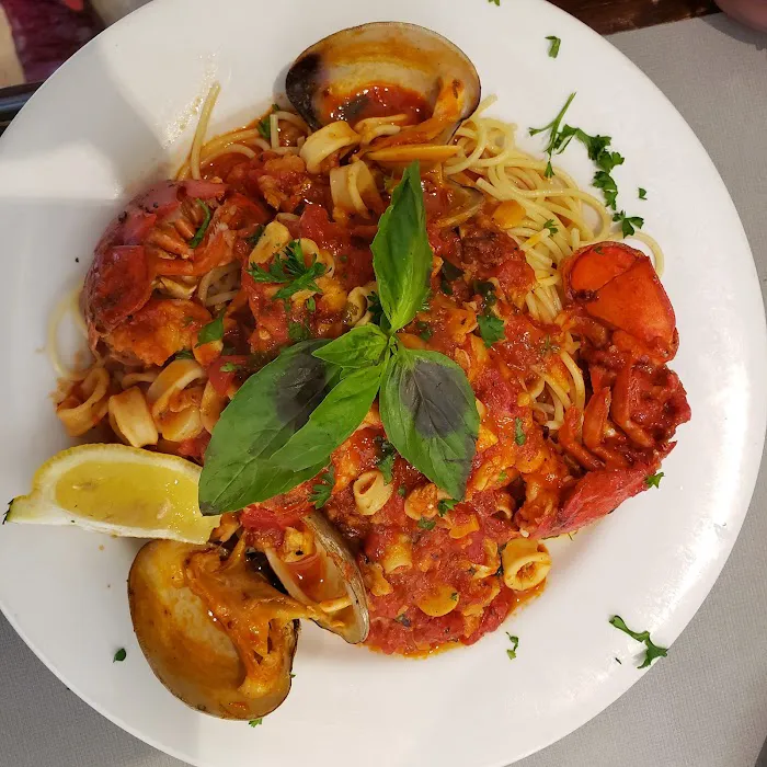 Sergio's Pizza & Restaurant Picture 6