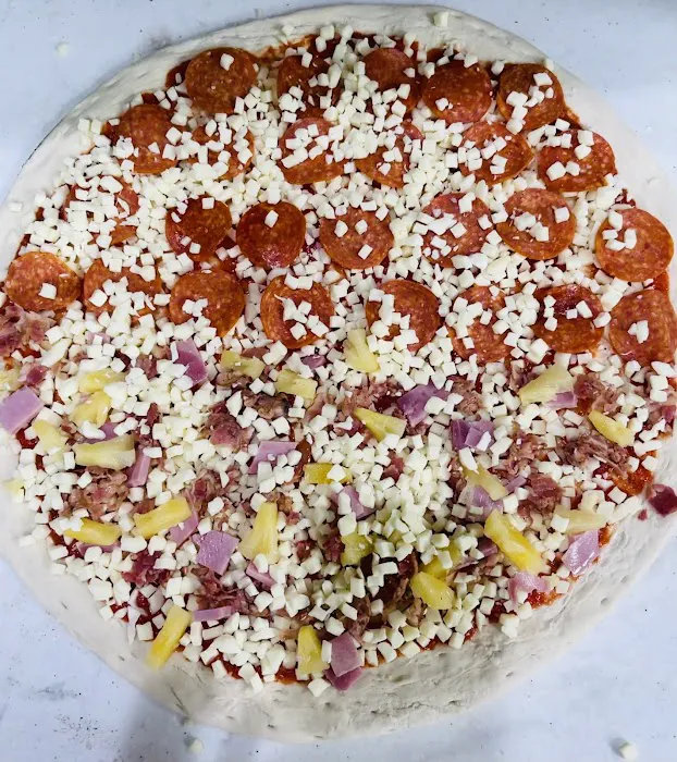 Sergio's Pizza & Restaurant Picture 1