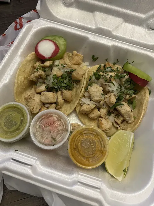 QUE RICO FOOD TRUCK Picture 4