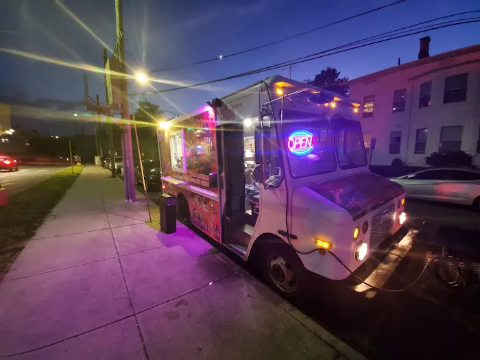 QUE RICO FOOD TRUCK Picture 9