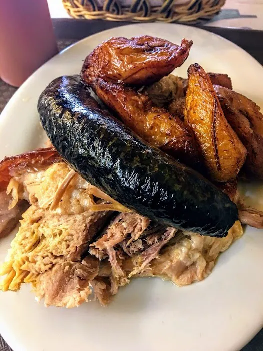 El Cochinito Picture 5