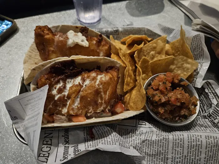 Uncle Buck's Fish Bowl and Grill Picture 6