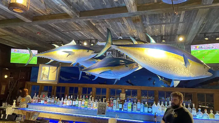 Uncle Buck's Fish Bowl and Grill Picture 7