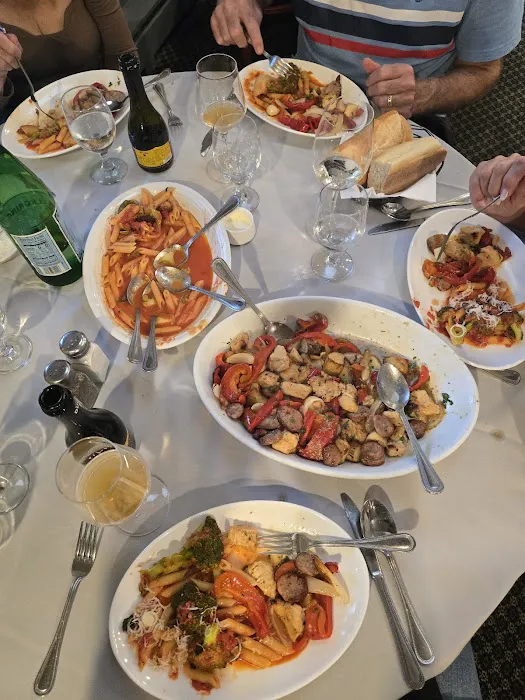 La Parma II Italian Restaurant Picture 5