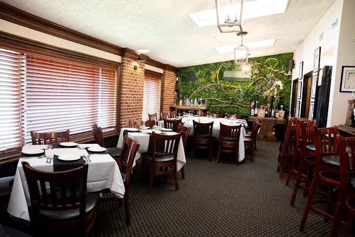 La Parma II Italian Restaurant Picture 7