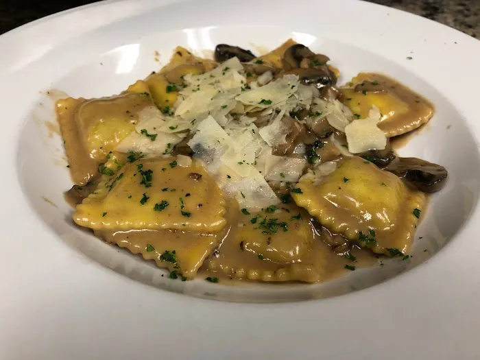 Savannah & Company Picture 5