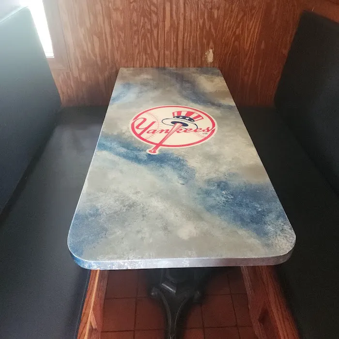 AJ's Bar & Grill Picture 10