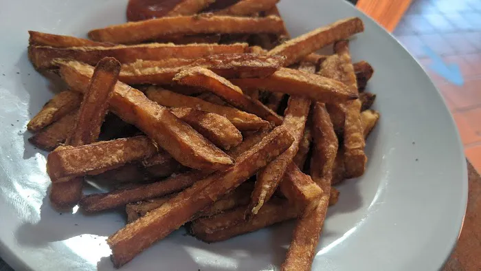 AJ's Bar & Grill Picture 7