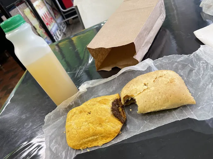 Peartree Hummingbird Grill Picture 1