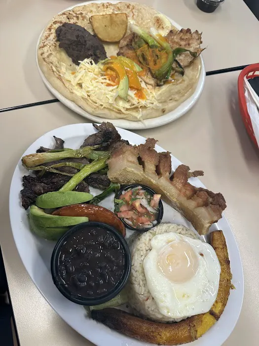 PANADERIA PERLA DE ORIENTE Picture 5